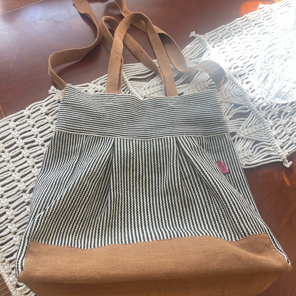 Elegant Black and Tan Striped Tote